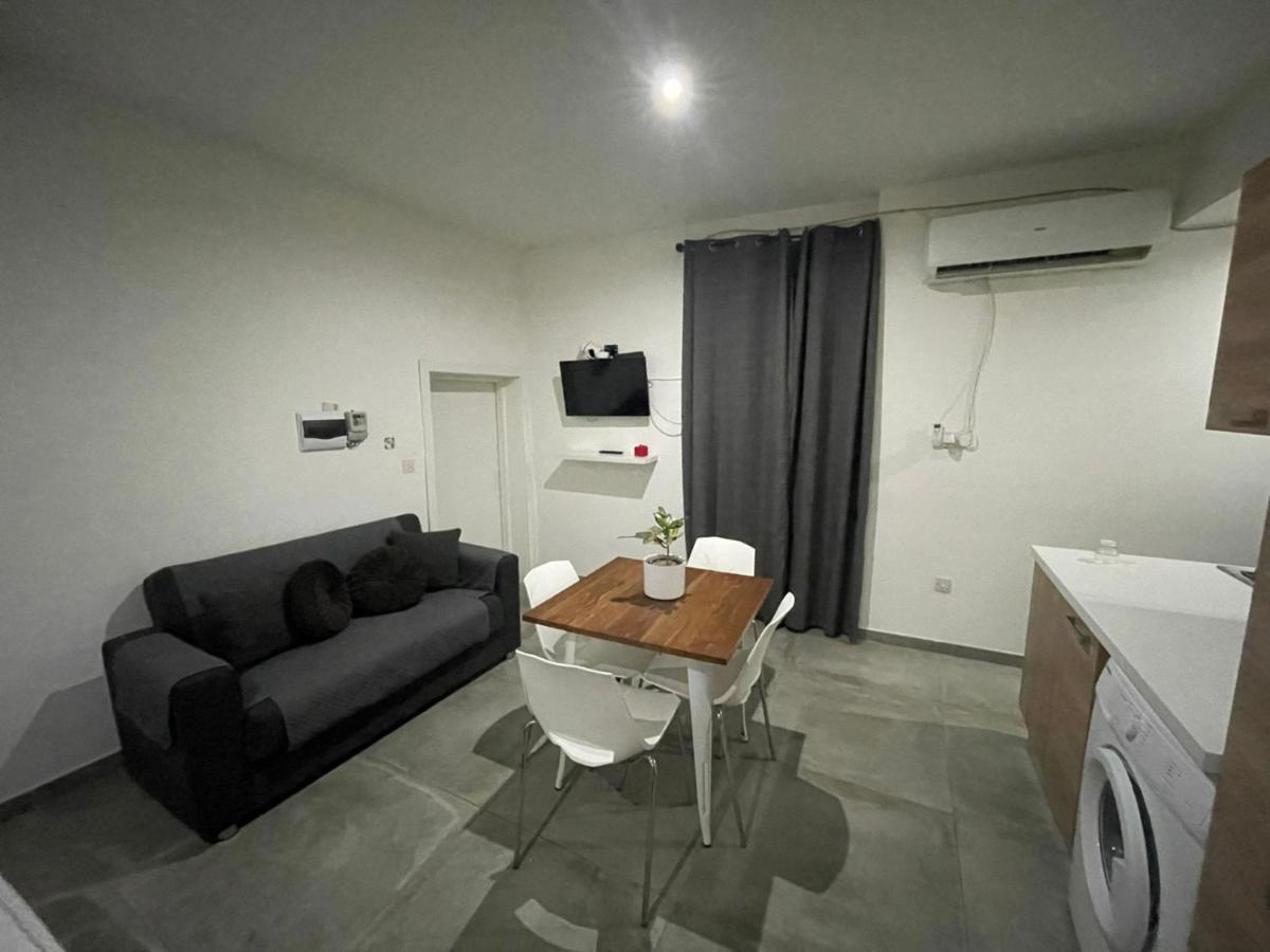 Malta Suites Сенглеа Екстериор снимка