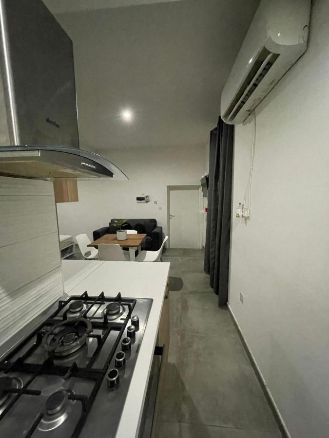 Malta Suites Сенглеа Екстериор снимка