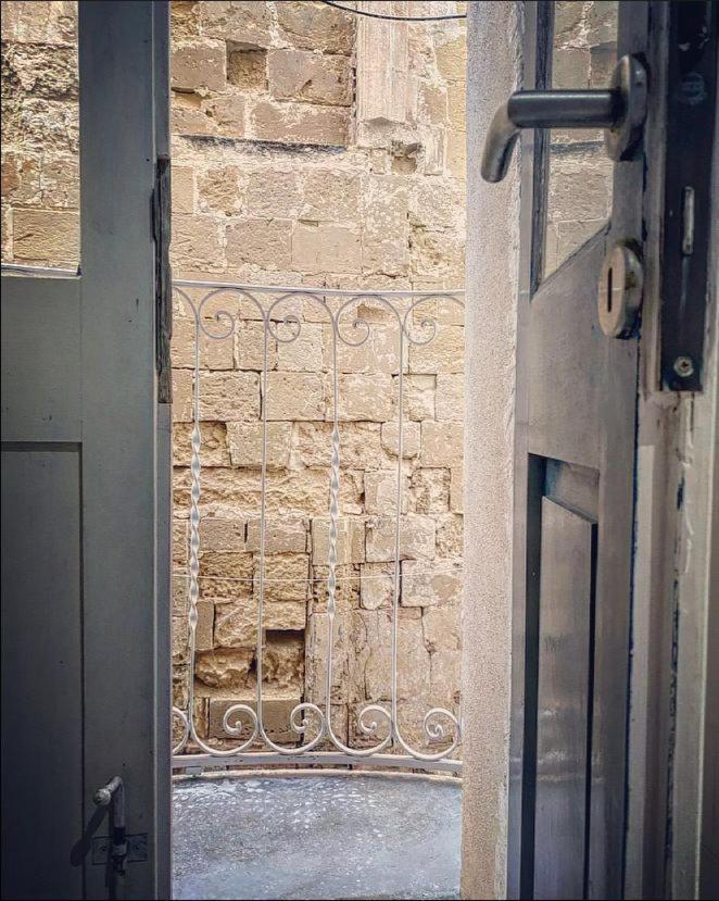 Malta Suites Сенглеа Екстериор снимка