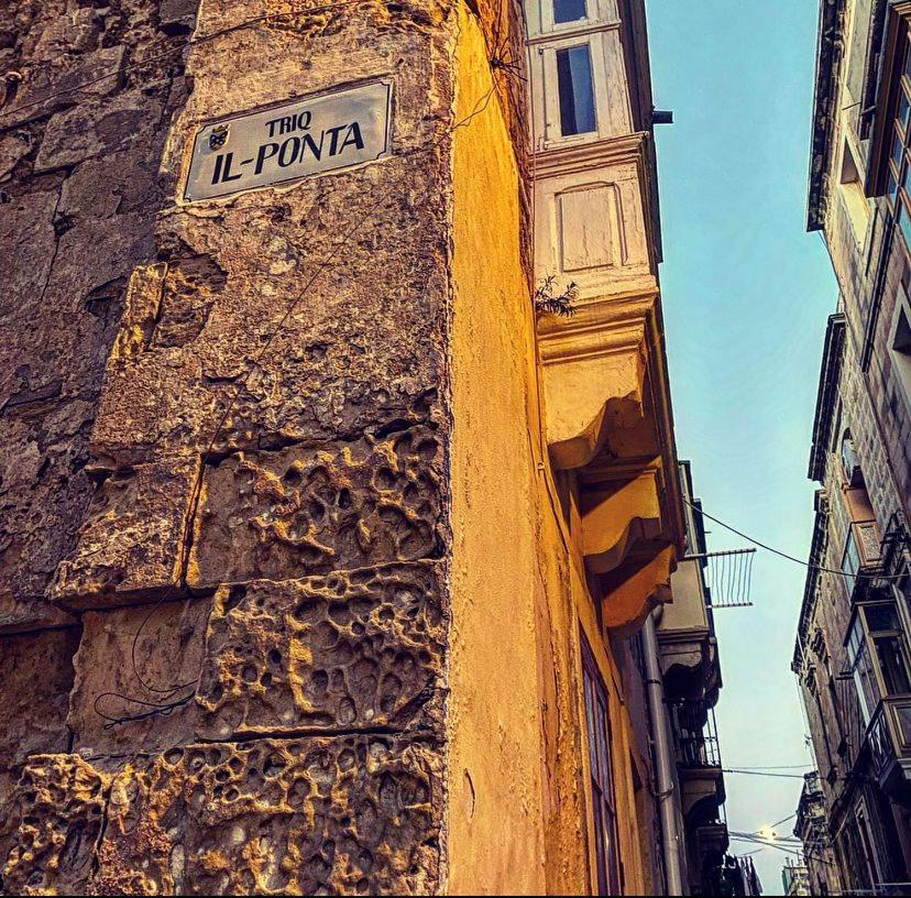 Malta Suites Сенглеа Екстериор снимка